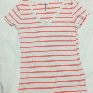 Heart & Hips Striped V-neck Tee Size Large